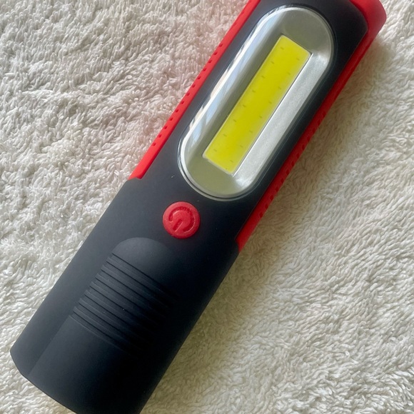 “BRAND-NEW” BRIGHT LED LAMP/FLASHLIGHT COMBO… - Picture 6 of 7